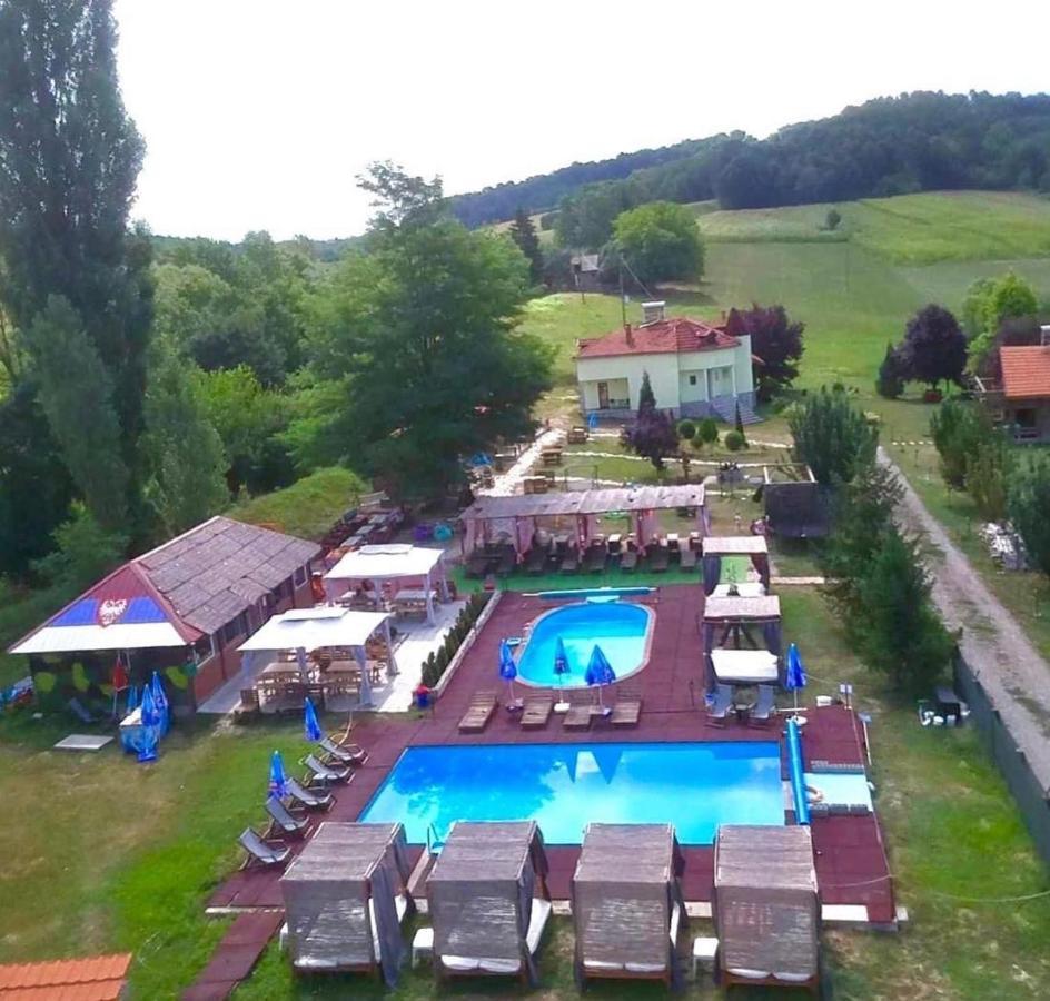 Holiday Home Rodjak Sa Sela Mionica Kültér fotó